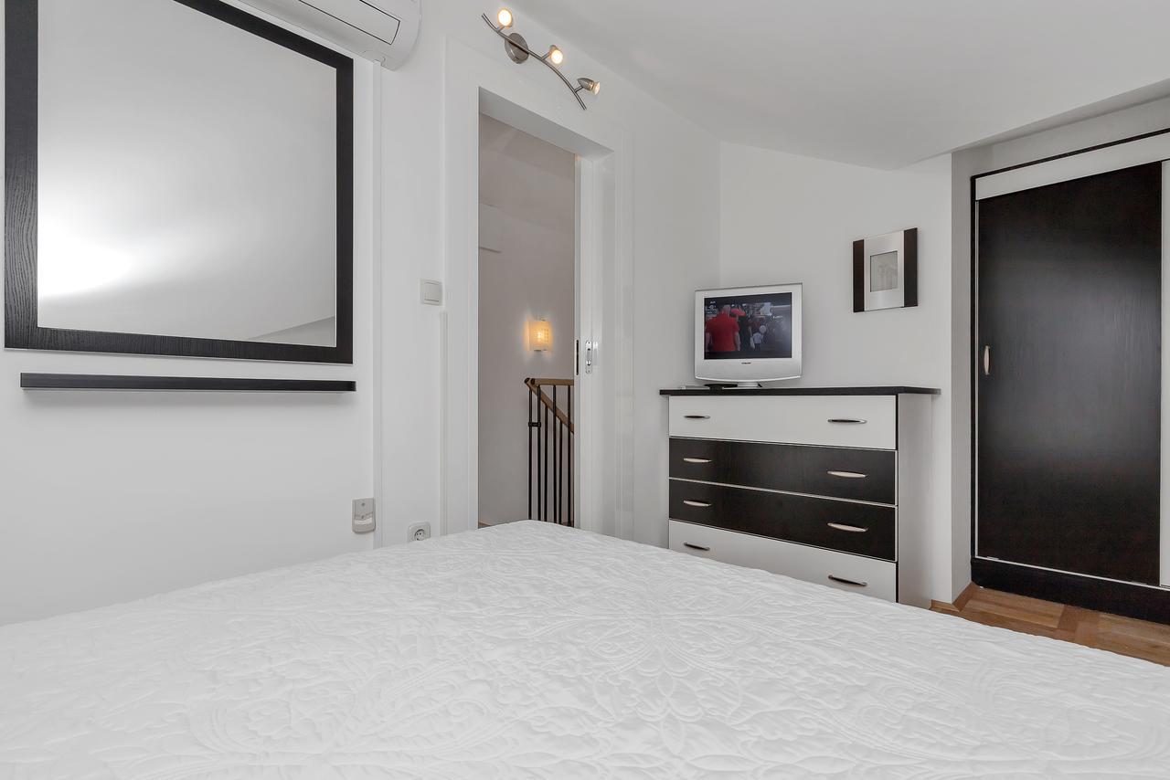 Apartment Manhattan Makarska Eksteriør bilde